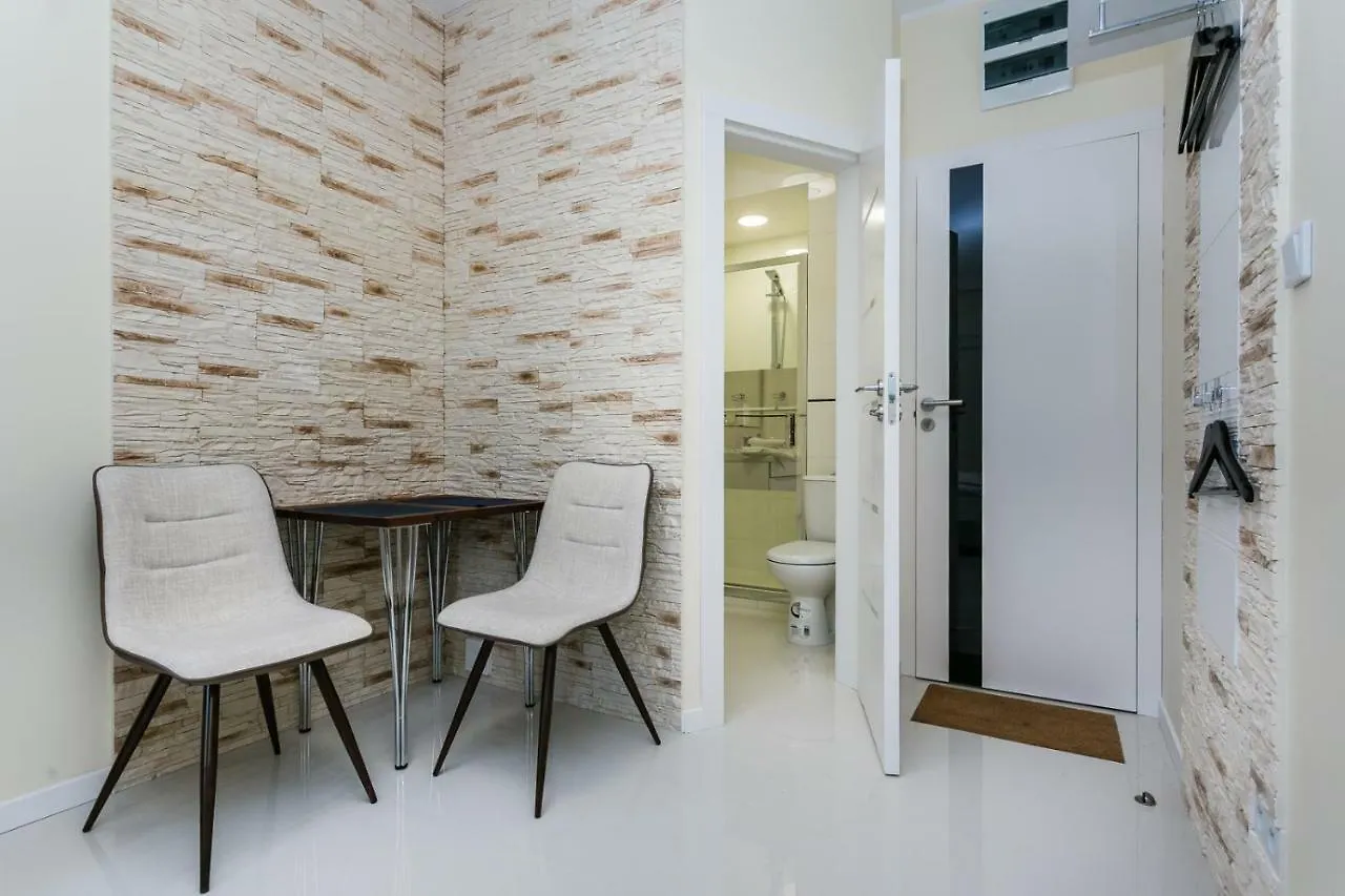 Apartamenty Dom Saski 10 Minut Od Centrum Warszawy Варшава Апартаменты